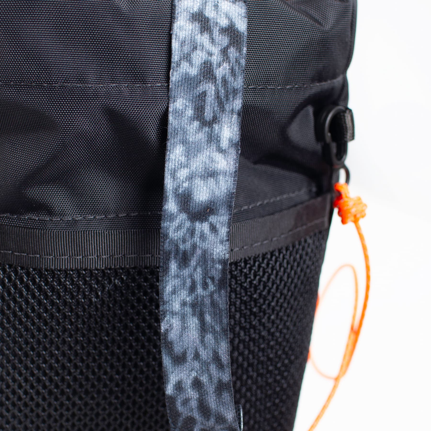 Heading Into Sunday BASK 001 Driller Black Stem Bag - Strap Detail