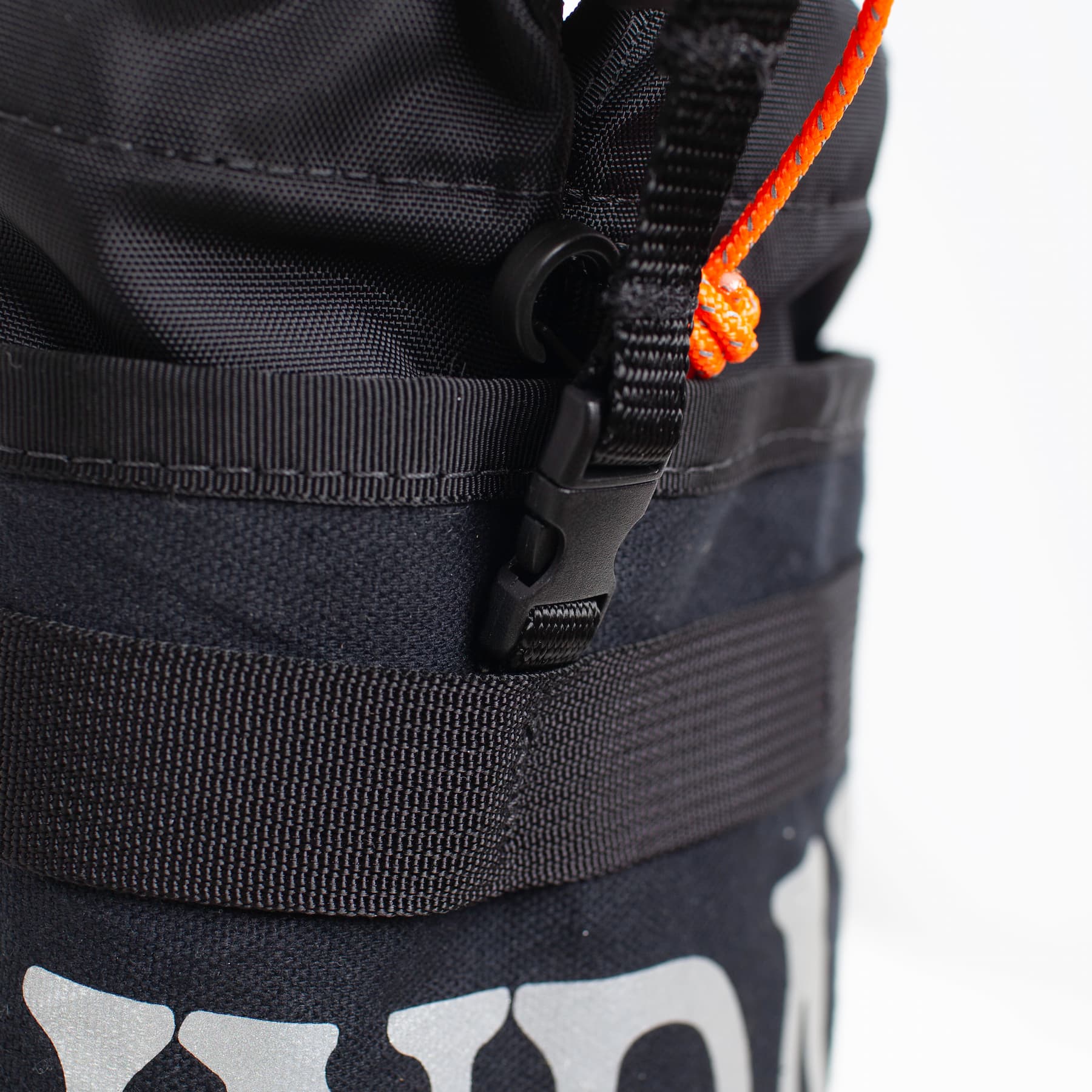 Heading Into Sunday Driller Black Stem Bag - Buckle Detail